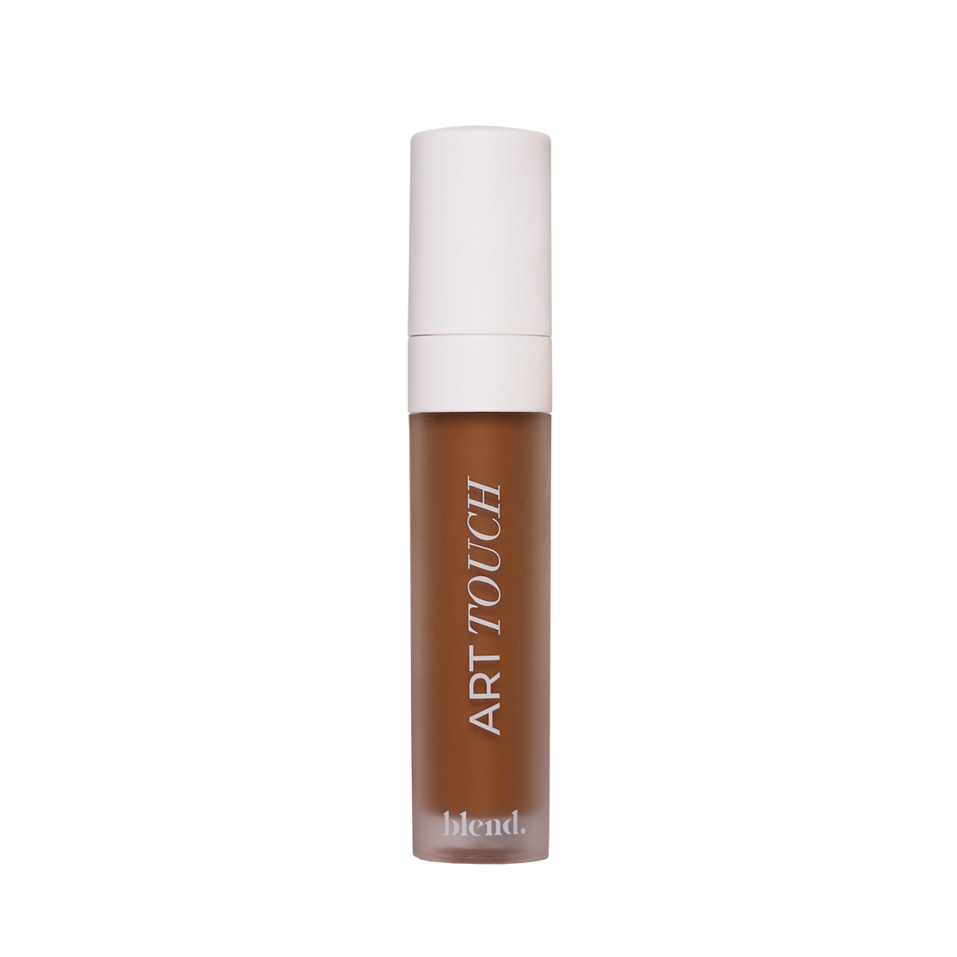 Onze donker kleur concealer is een must-have voor elke make-up liefhebber en PMU professional. Geniet van langdurige, onberispelijke dekking die zich aanpast aan je natuurlijke huidskleur.